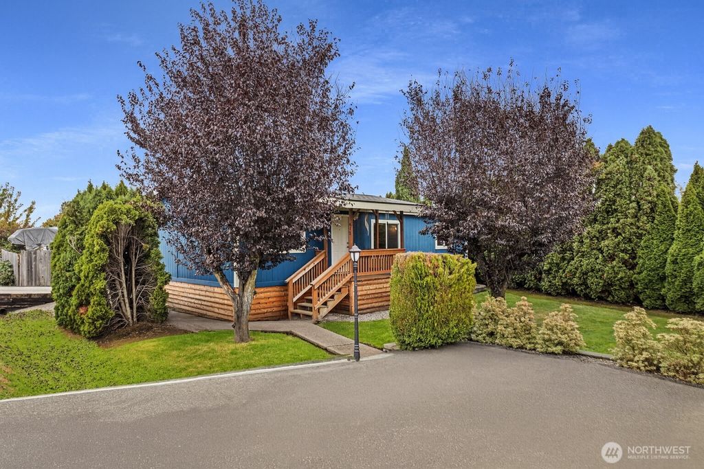 Photo of 412 Algona Boulevard S, Algona, WA 98001 (MLS # 2449570)