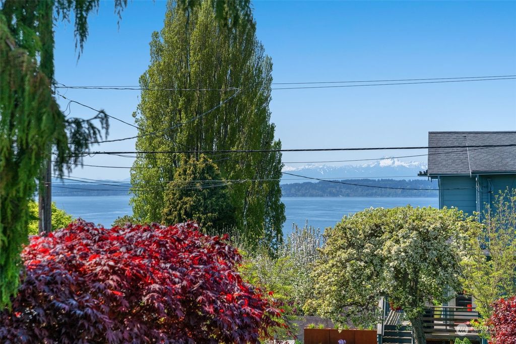 Photo of 6424 34th Avenue NW, Seattle, WA 98107 (MLS # 2063945)