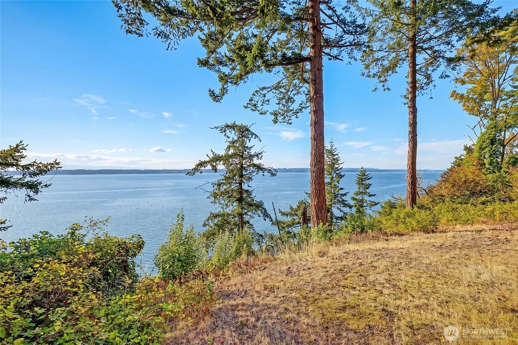 Photo of 17932 Marine Drive, Stanwood, WA 98292 (MLS # 2577625)