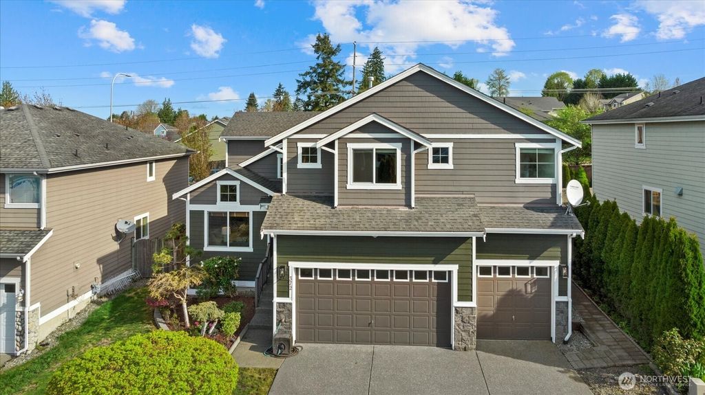 Photo of 372 Nile Place NE, Renton, WA 98059 (MLS # 2361335)