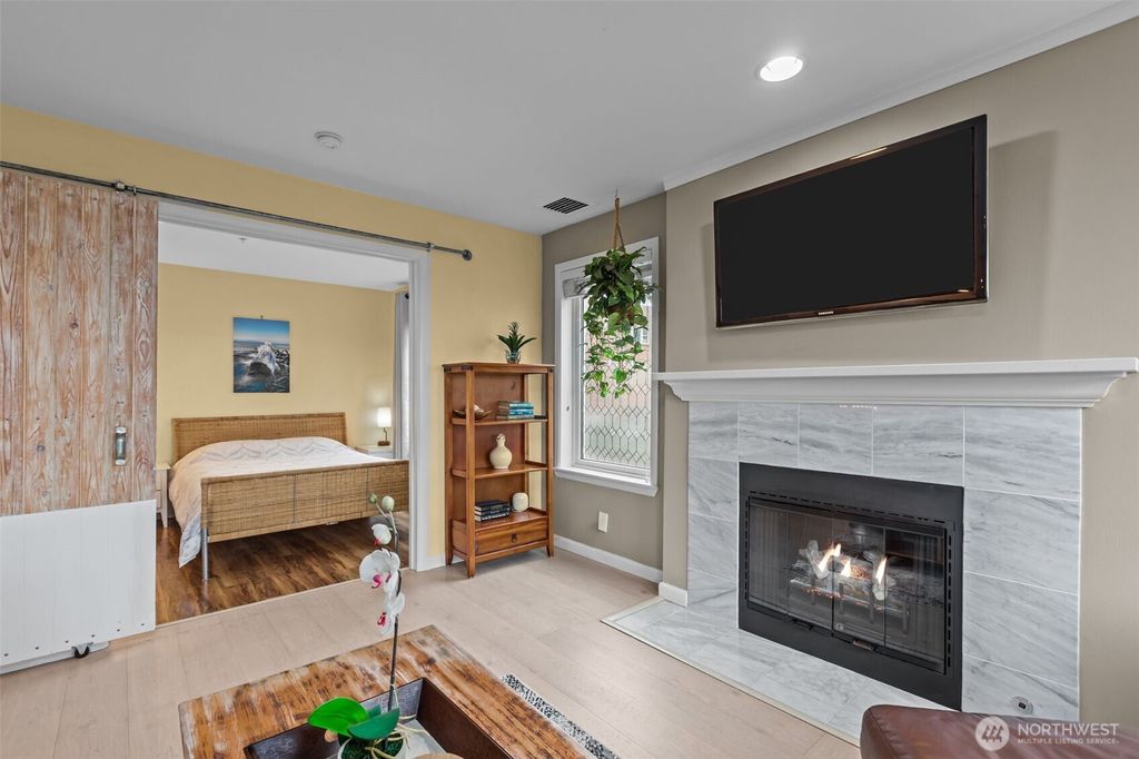 Photo of 420 Melrose Avenue E #603, Seattle, WA 98102 (MLS # 2494069)