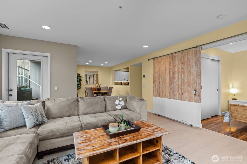 Photo of 420 Melrose Avenue E #603, Seattle, WA 98102 (MLS # 2494069)