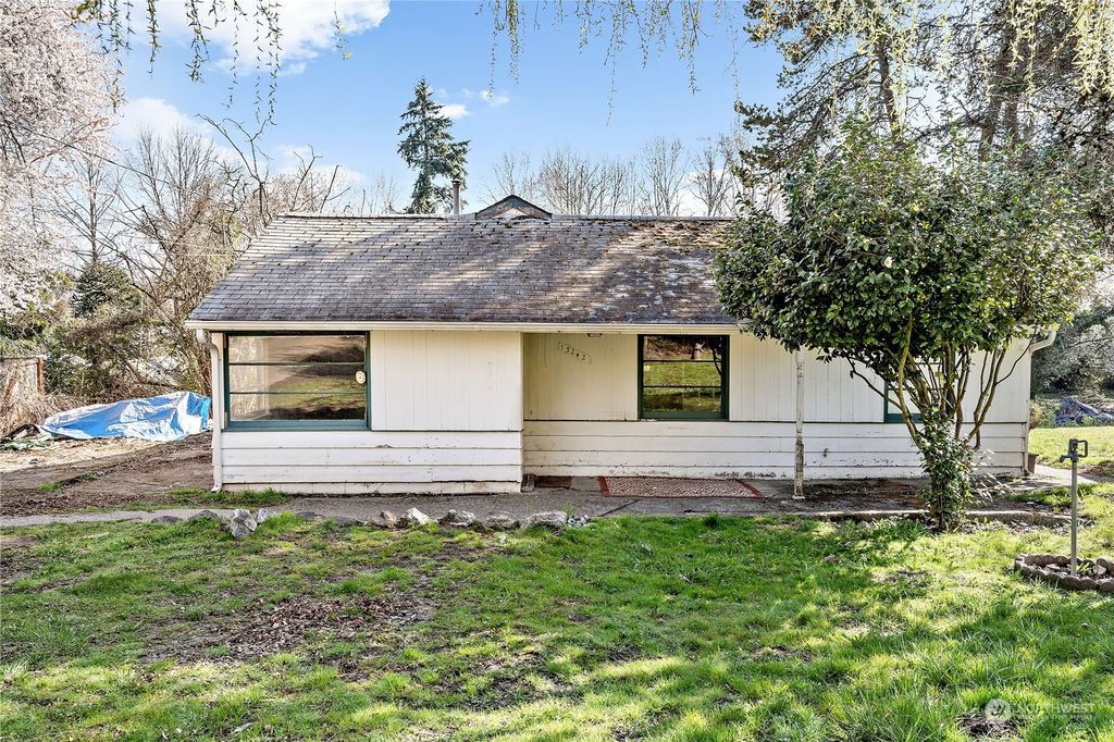 Photo of 13242 40th Avenue S, Tukwila, WA 98168 (MLS # 2033865)