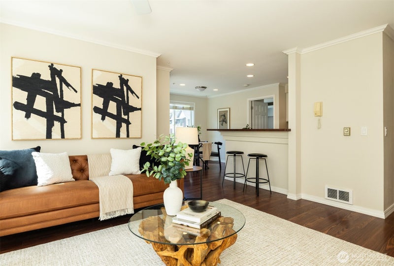 1762 NW 57th Street 203