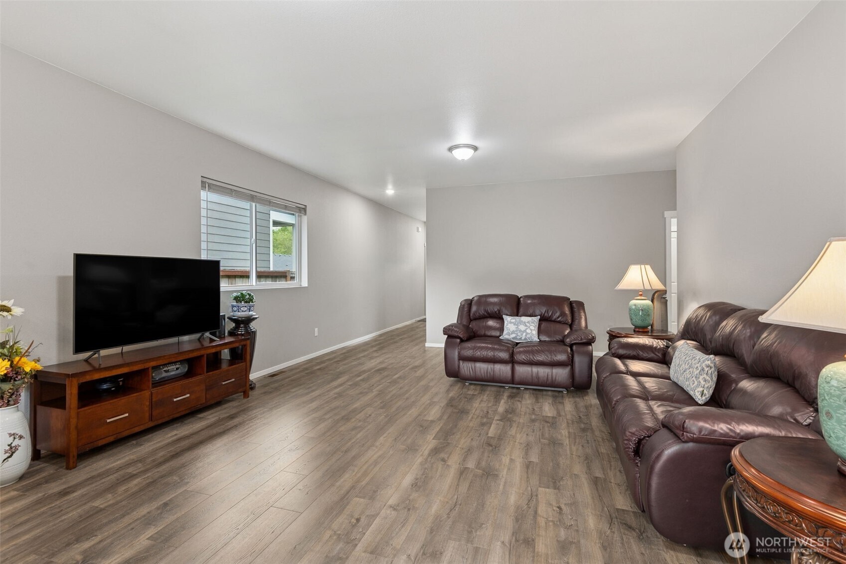 Tenino, Washington 98589, United States, 4 Bedrooms Bedrooms, ,3 BathroomsBathrooms,Residential,Contingent,132688