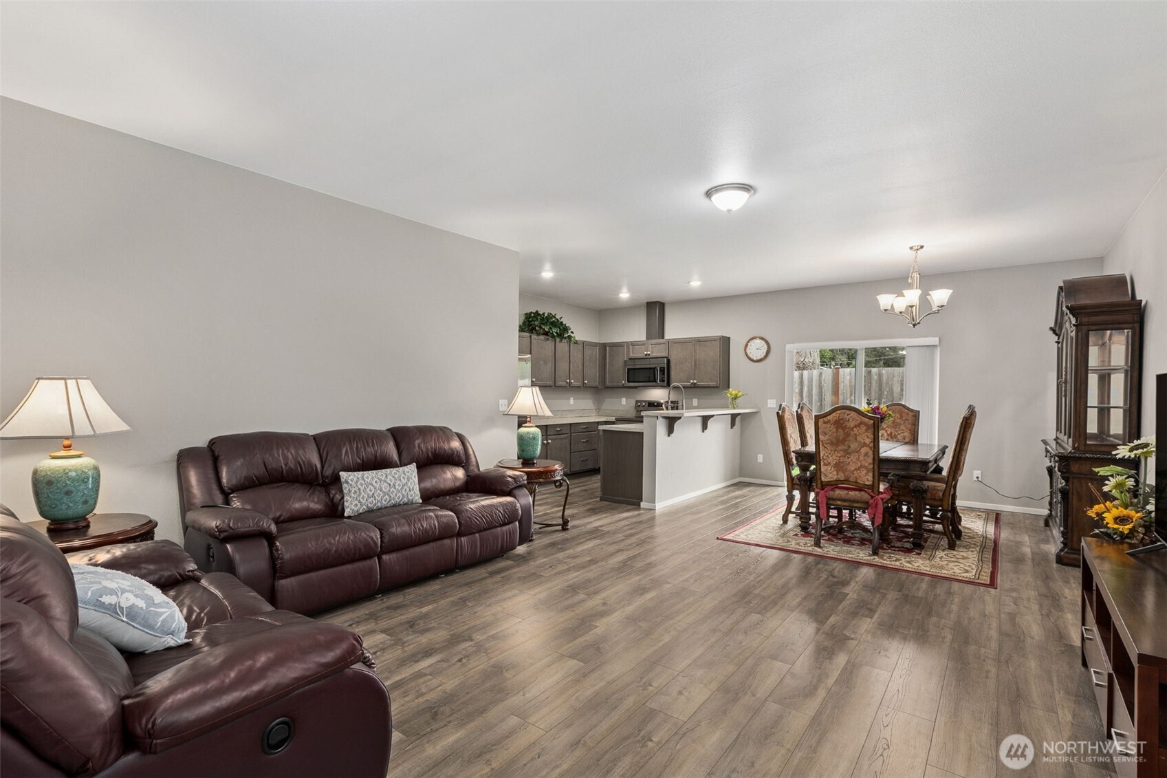 Tenino, Washington 98589, United States, 4 Bedrooms Bedrooms, ,3 BathroomsBathrooms,Residential,Contingent,132688