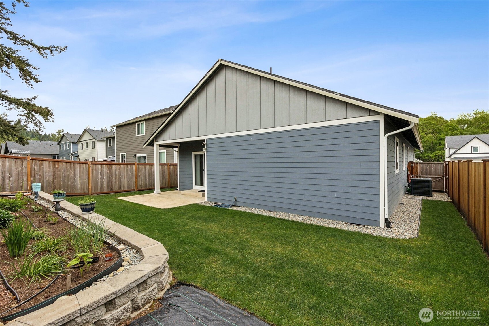 367 Briar Lane S