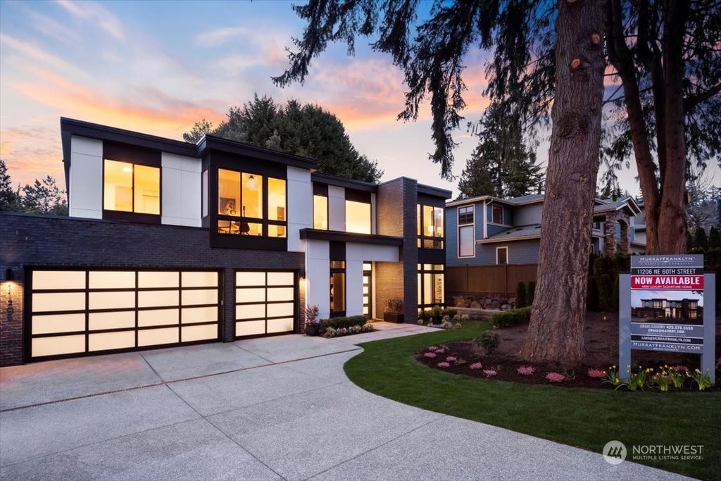 Photo of 11206 NE 60th Street, Kirkland, WA 98033 (MLS # 2041631)
