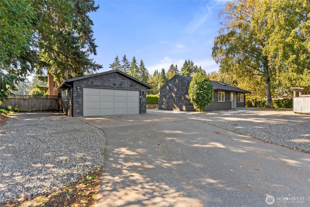Photo of 817 SW 356th Street, Federal Way, WA 98023 (MLS # 2442294)