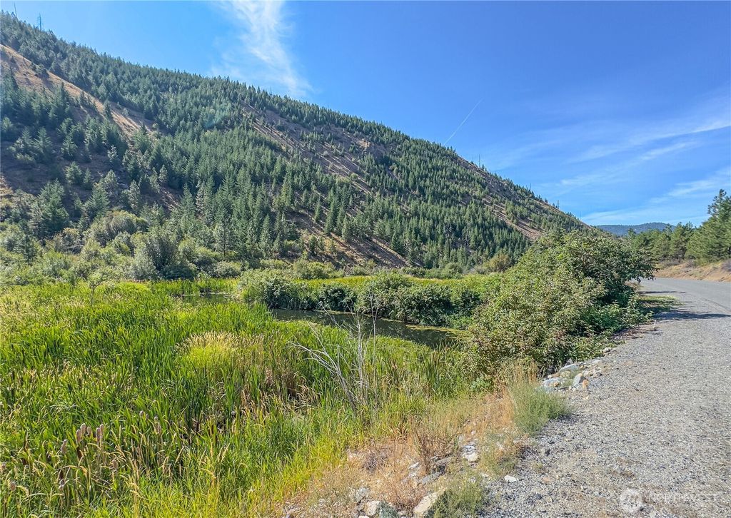 Photo of 10558 Mud Creek Road, Entiat, WA 98822 (MLS # 2499563)