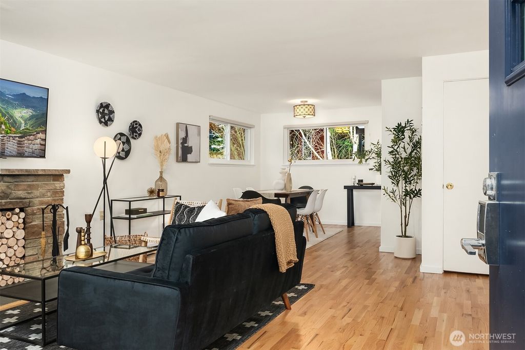 Photo of 3806 NE 91st Street, Seattle, WA 98115 (MLS # 2488491)