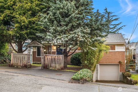 Photo of 3806 NE 91st Street, Seattle, WA 98115 (MLS # 2488491)