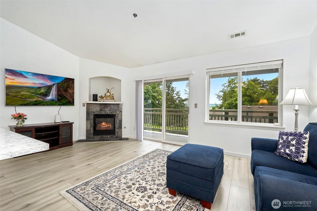 Photo of 901 E Marine View Drive #206, Everett, WA 98201 (MLS # 2391981)
