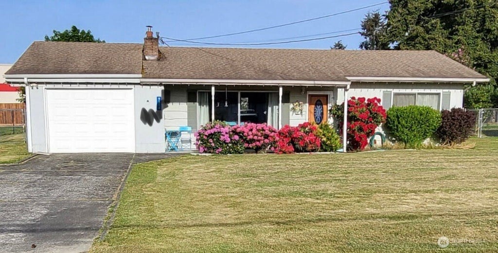 Photo of 9314 44th Drive NE, Marysville, WA 98270 (MLS # 2523611)