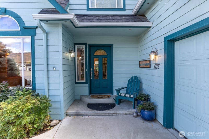 1715 Brandi Terrace