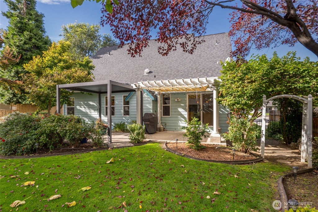 Photo of 1715 Brandi Terrace, Wenatchee, WA 98801 (MLS # 2592968)