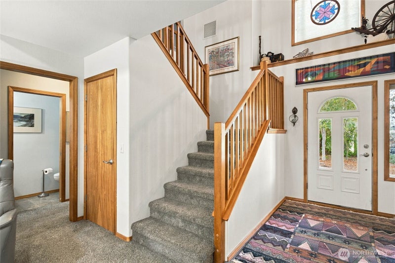 1715 Brandi Terrace