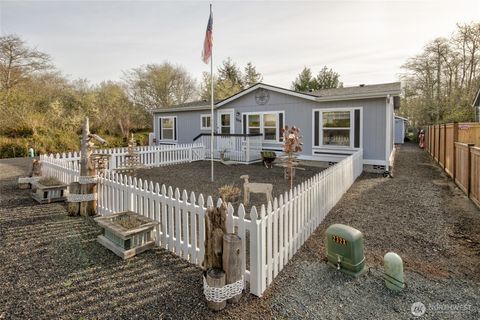 564 Chenois Avenue NE Ocean Shores WA 98569