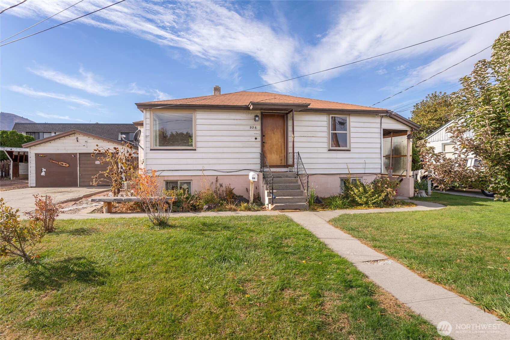 936 Vassar Avenue