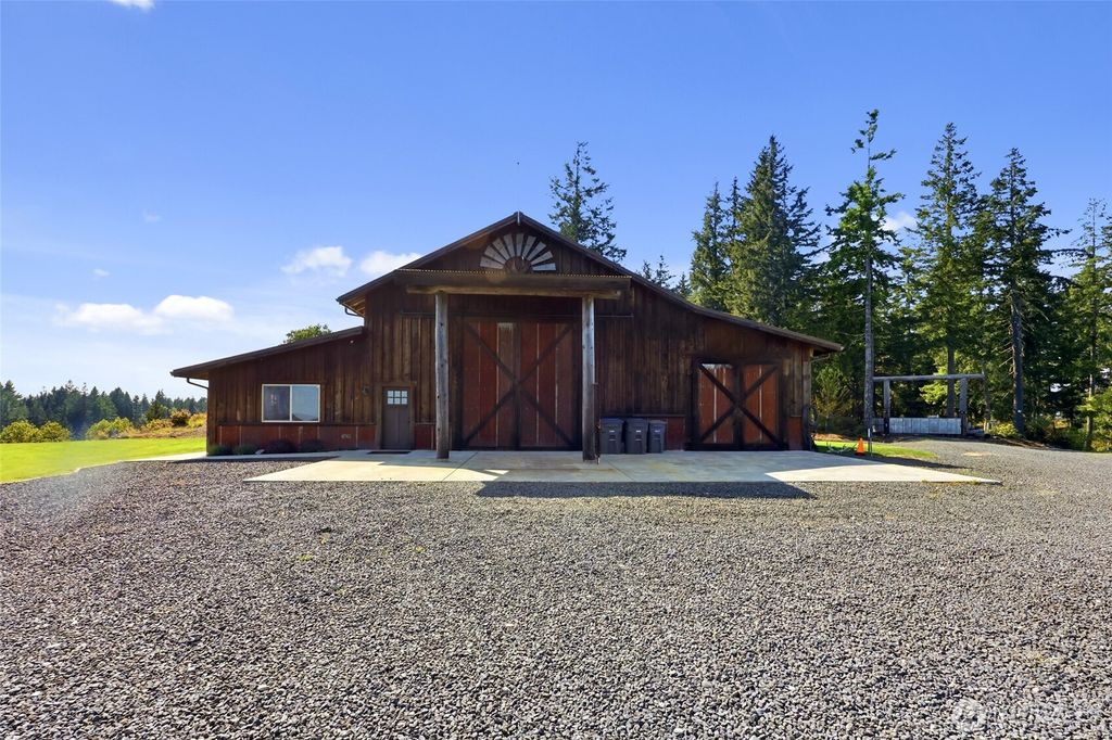 Photo of 161 NE Belfair View Road, Belfair, WA 98528 (MLS # 2521119)