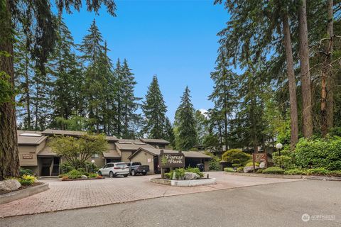 A home in Lake Forest Park