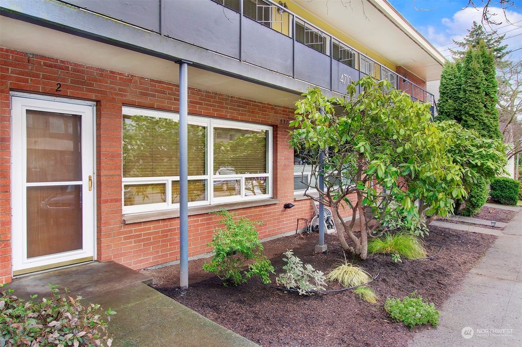 Photo of 4710 Dayton Avenue N #2, Seattle, WA 98103 (MLS # 2189671)