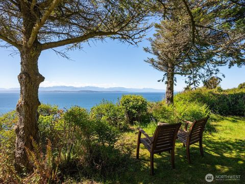 Photo of 702 Cathedral Drive, Coupeville, WA 98239 (MLS # 2517441)