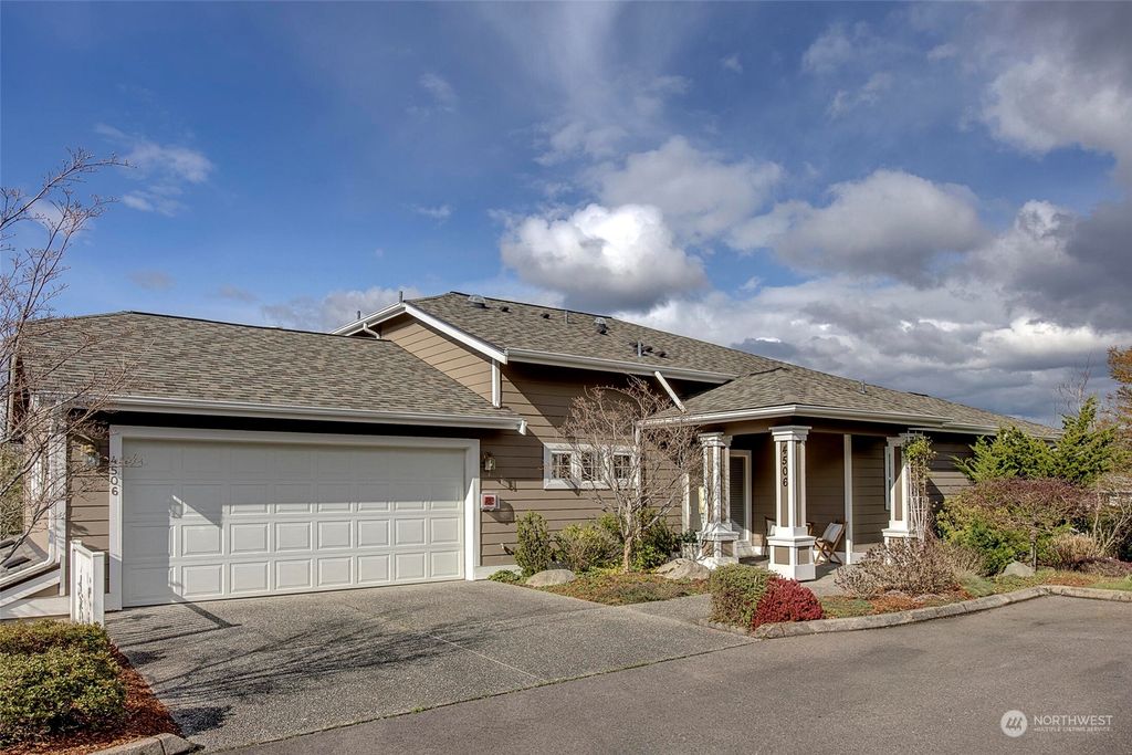 Photo of 4506 Providence Point Place SE #2638, Issaquah, WA 98029 (MLS # 2049629)