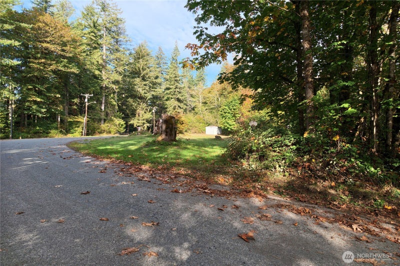 41354 North Shore Lane