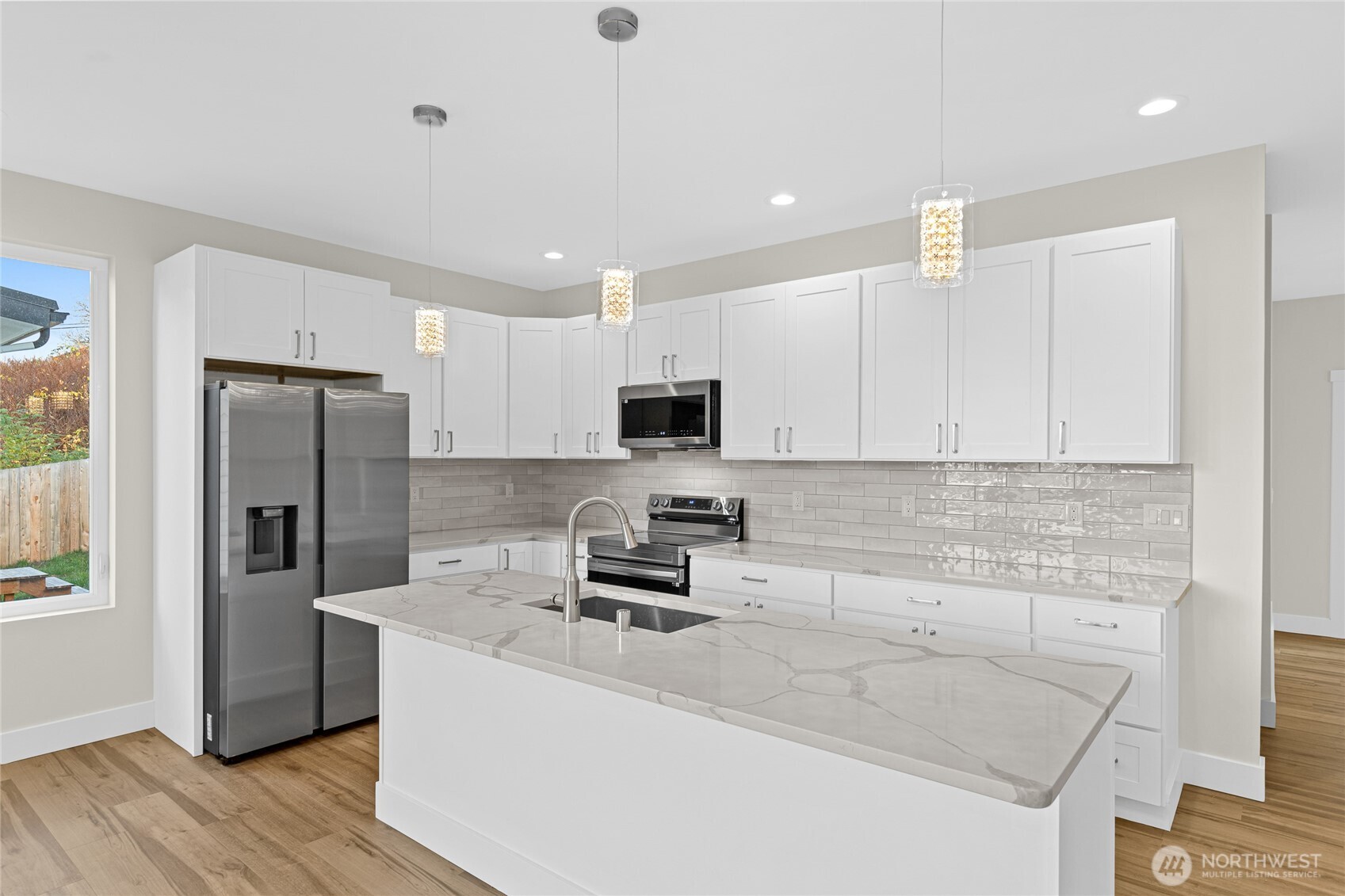 8612 37th Avenue S A