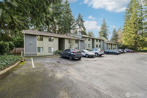 Photo of 5502 220th Street SW #D201, Mountlake Terrace, WA 98043 (MLS # 2477845)