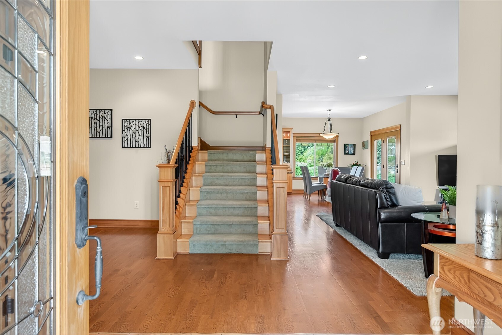 8635 Cambridge Loop