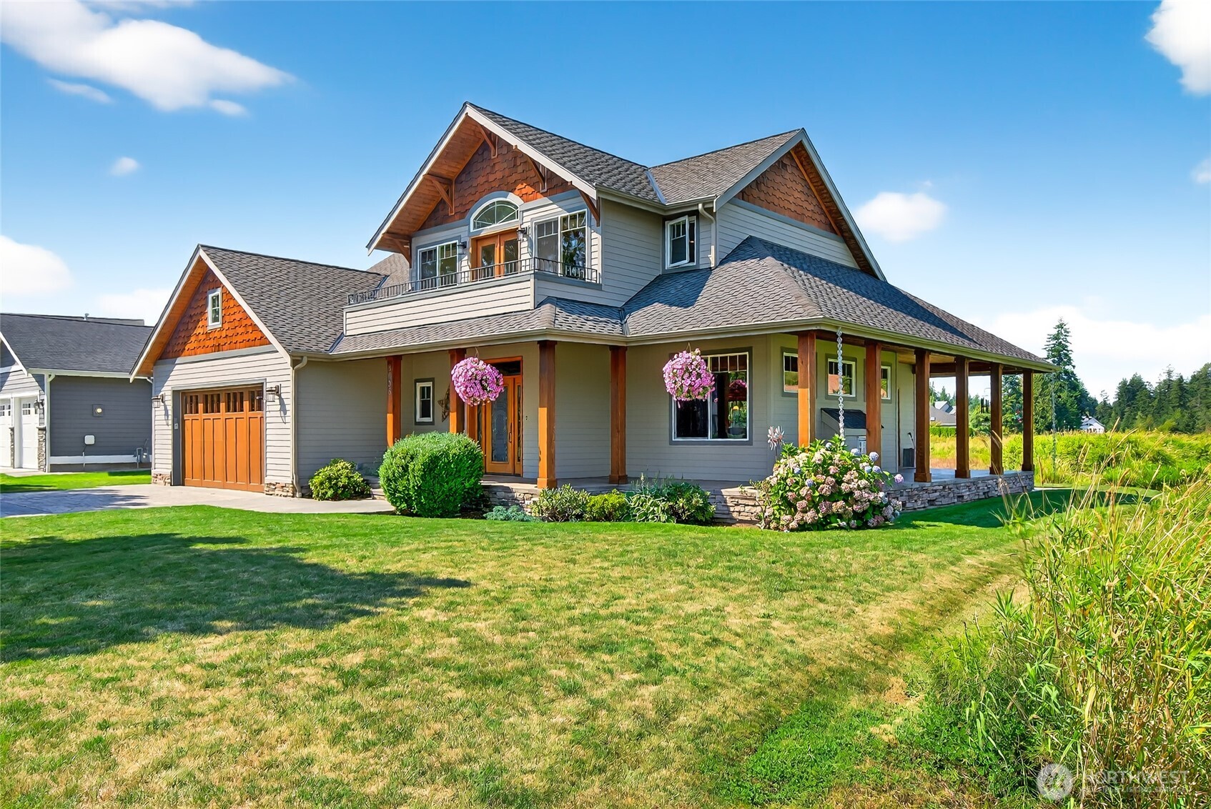 8635 Cambridge Loop