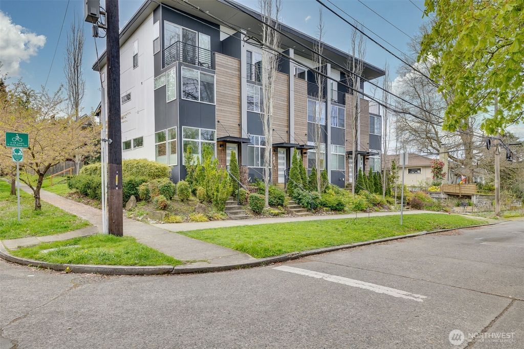 Photo of 1155 NE 55th Street, Seattle, WA 98105 (MLS # 2363891)