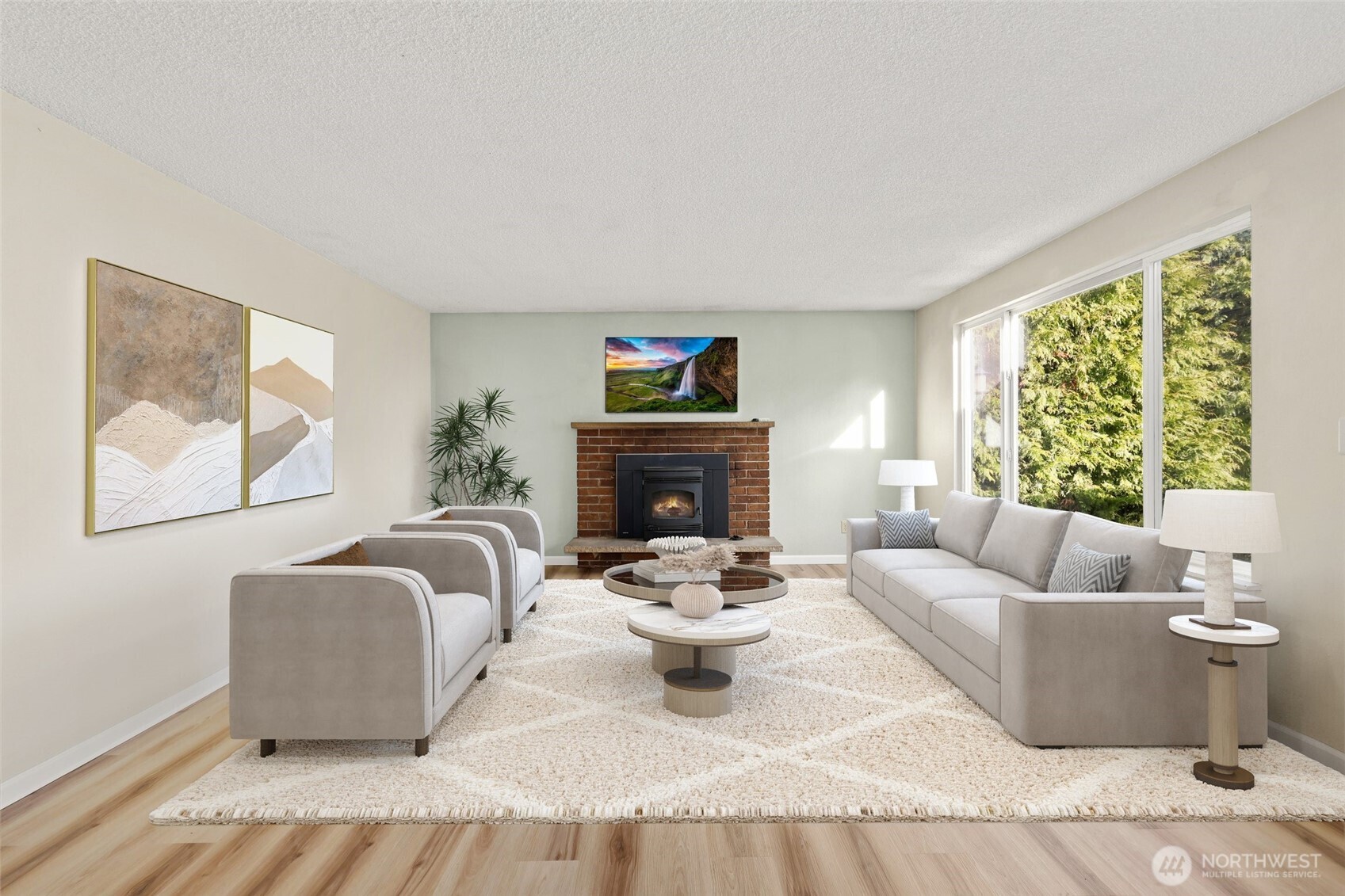 2926 Greenwood Court S