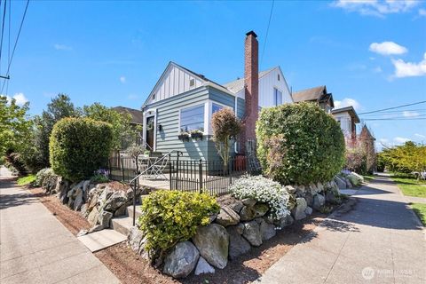 6017 17th Avenue NW Seattle WA 98107