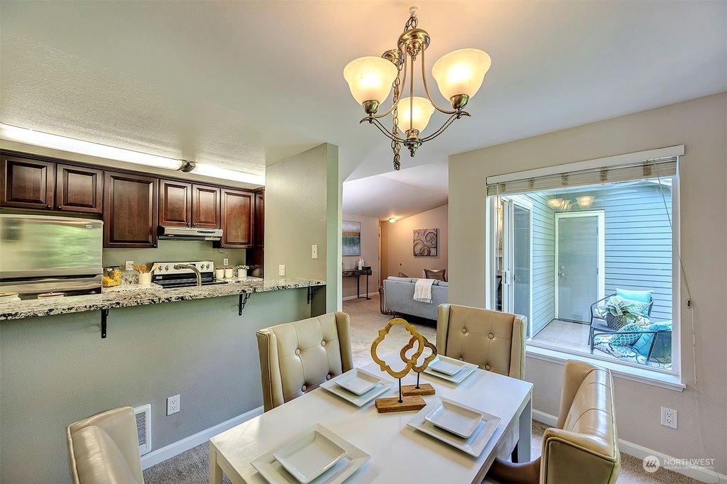 Photo of 4316 W Lake Sammamish Parkway SE #H 304, Issaquah, WA 98027 (MLS # 2064892)