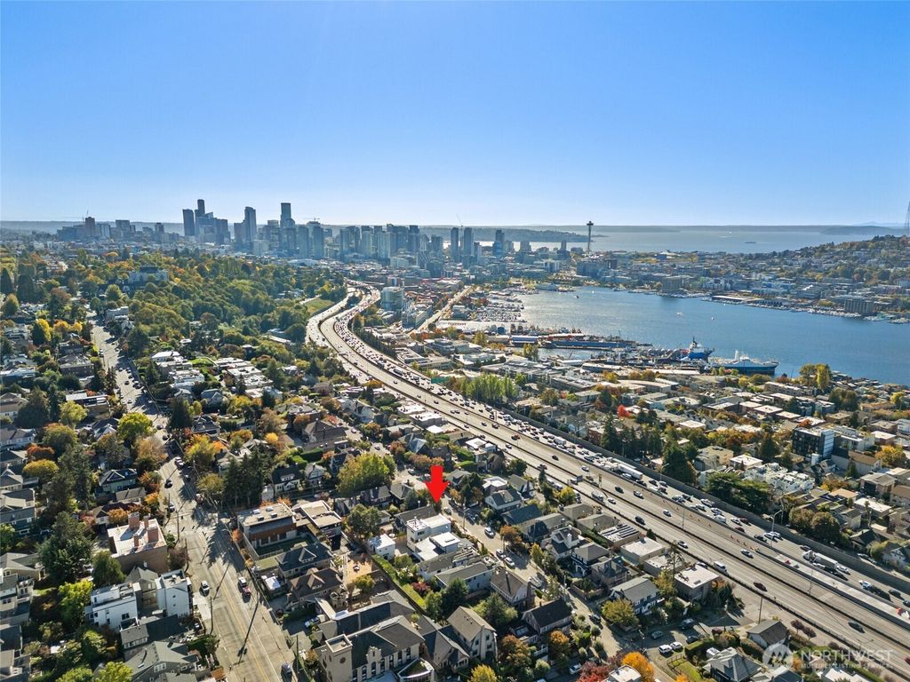 Photo of 2212 Broadway E, Seattle, WA 98102 (MLS # 2459535)