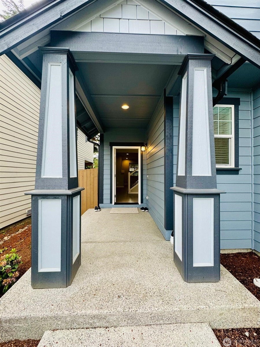 Photo of 16514 8th Avenue E, Spanaway, WA 98387 (MLS # 2596186)