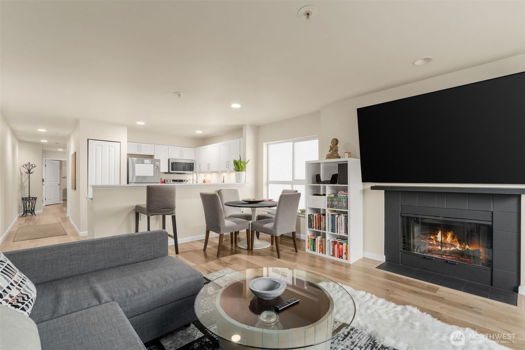 Photo of 1504 Aurora Avenue N #101, Seattle, WA 98109 (MLS # 2434754)