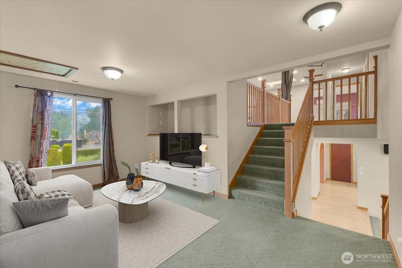 5819 Northridge Drive