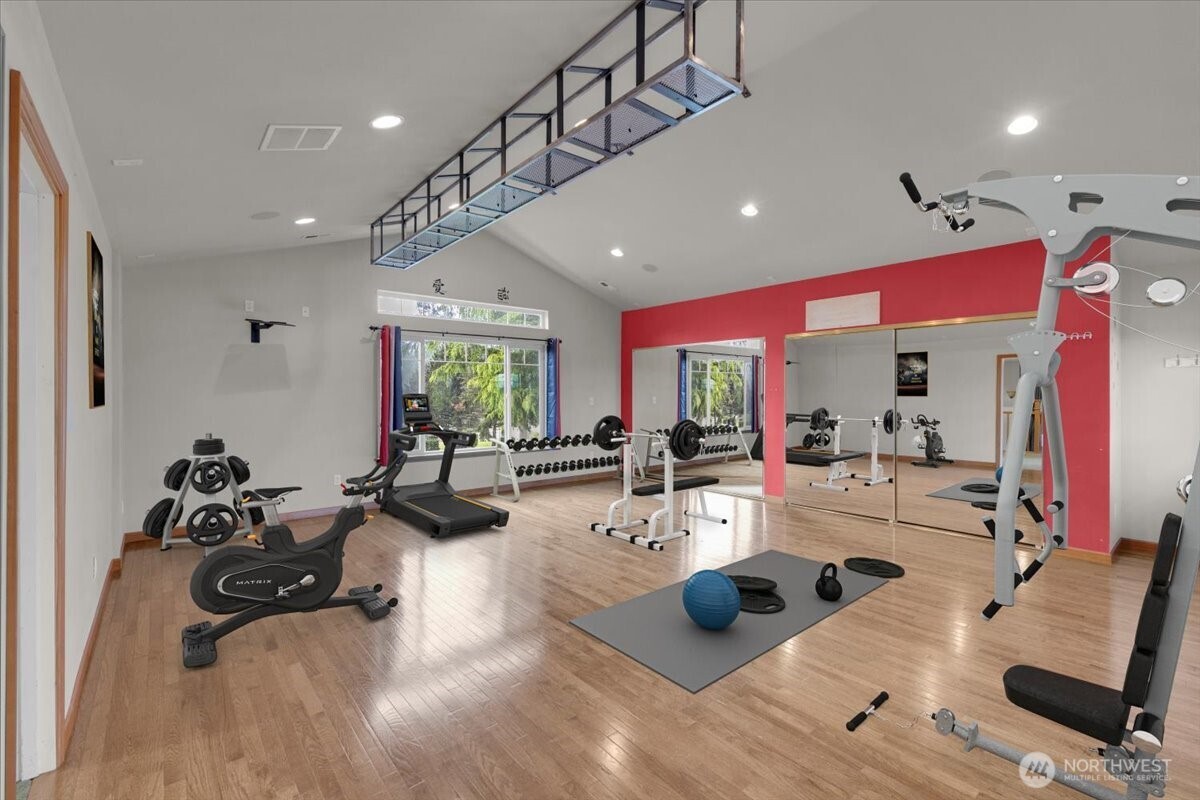 Snohomish, Washington, 98290, United States, 4 Bedrooms Bedrooms, ,4 BathroomsBathrooms,Residential,Active,2051945