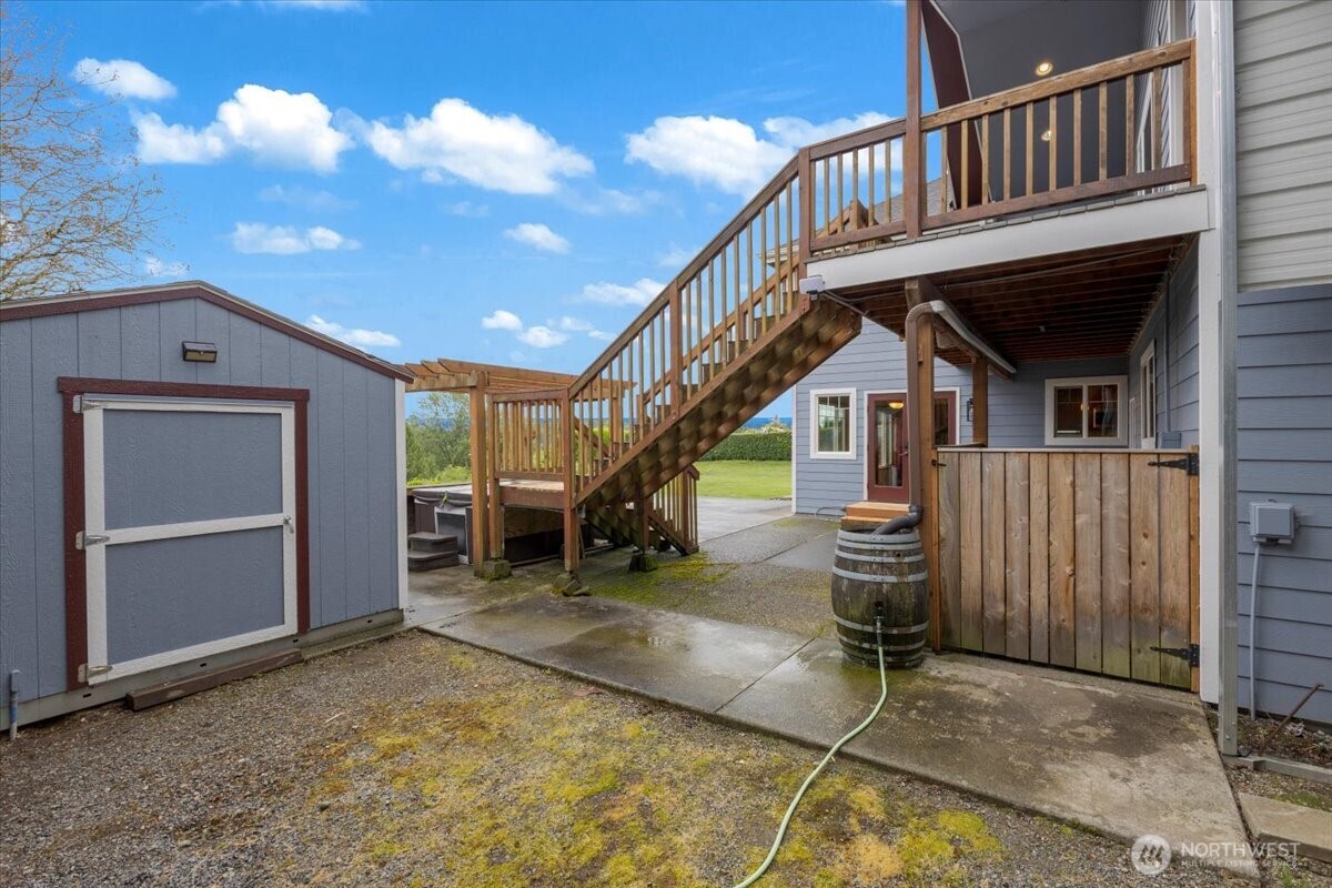 Snohomish, Washington, 98290, United States, 4 Bedrooms Bedrooms, ,4 BathroomsBathrooms,Residential,Active,2051945
