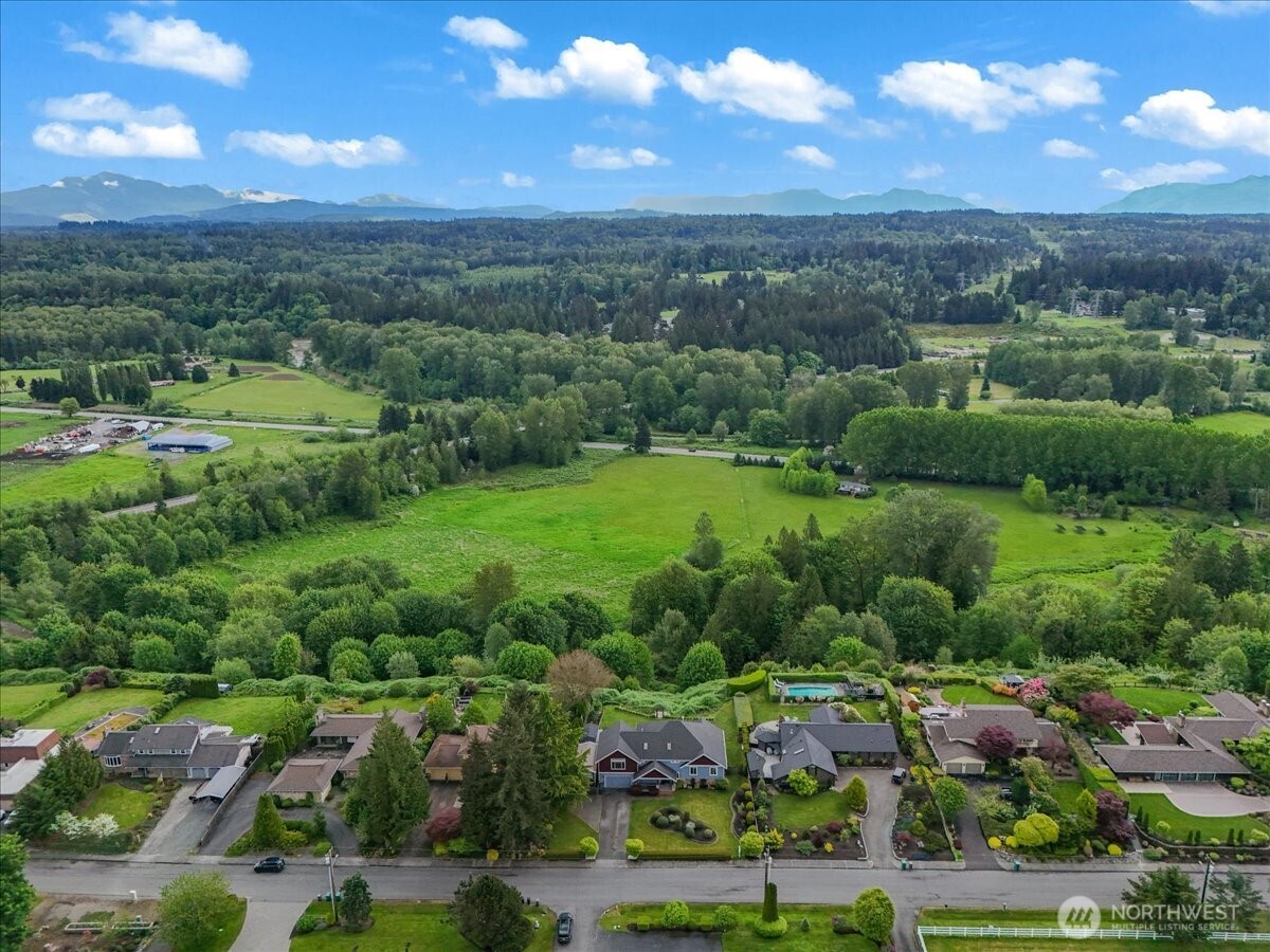 Snohomish, Washington, 98290, United States, 4 Bedrooms Bedrooms, ,4 BathroomsBathrooms,Residential,Active,2051945