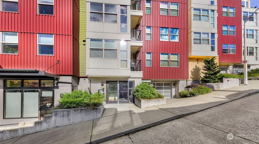 Photo of 1310 N Lucas Place #302, Seattle, WA 98103 (MLS # 2304725)