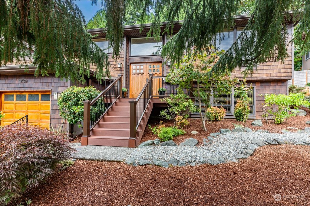 Photo of 1240 NW 118th Street, Seattle, WA 98177 (MLS # 2284913)