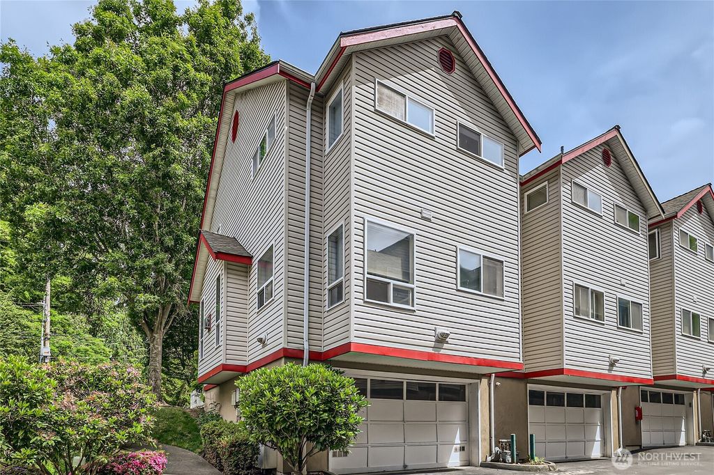 Photo of 2801 NE 130th Street #C101, Seattle, WA 98125 (MLS # 2438823)