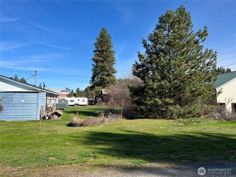 Photo of 0 XXX Main Street S, Cle Elum, WA 98943 (MLS # 2496601)