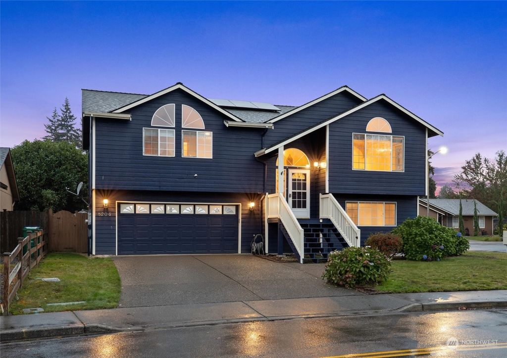 Photo of 8206 63rd Drive, Marysville, WA 98270 (MLS # 2302766)