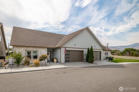 Photo of 232 Solomon Loop NW, East Wenatchee, WA 98802 (MLS # 2426941)